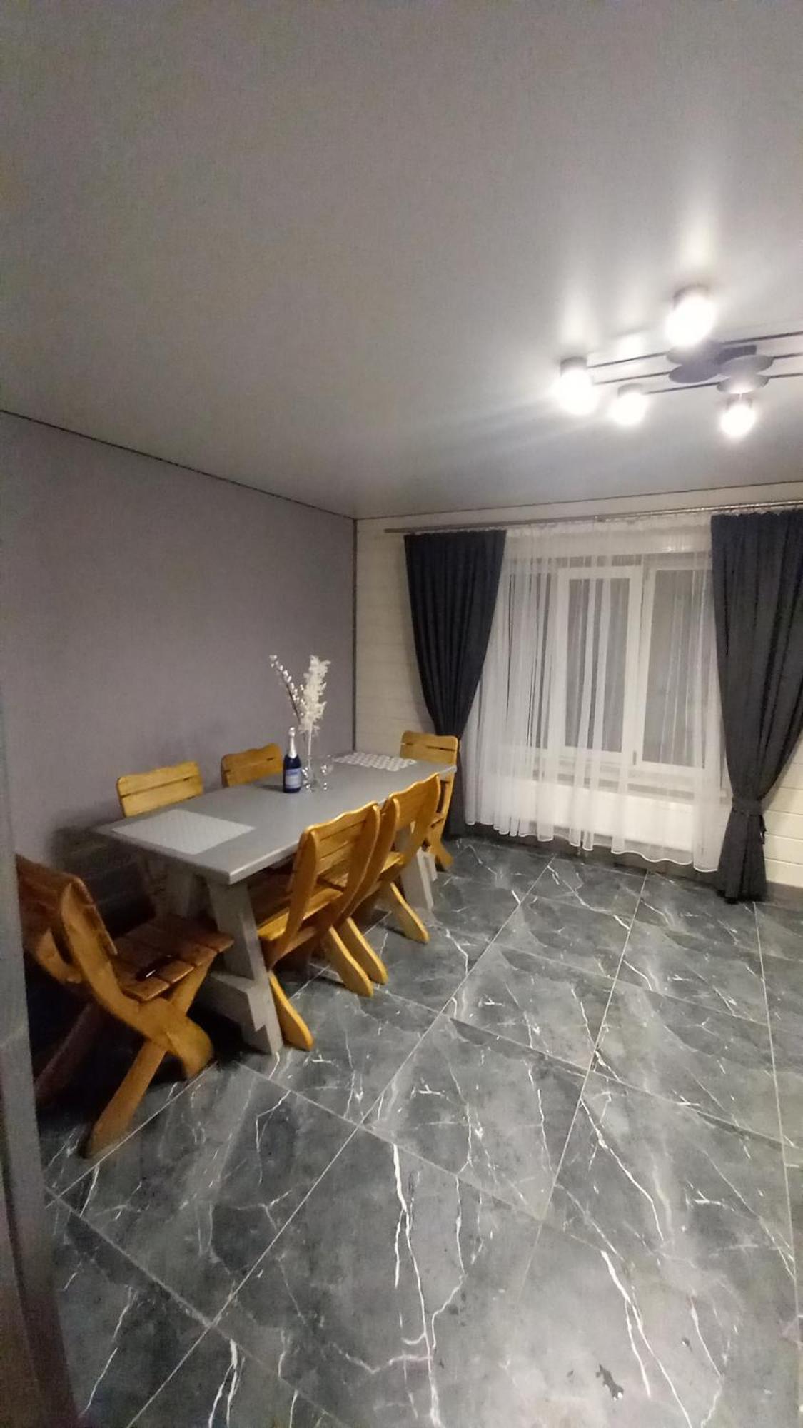 Між Тростяном Та Рікою Villa Slavske Room photo